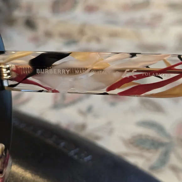 Burberry Women's Sunglasses with Black and Multicolor Design - Picture 4 of 11